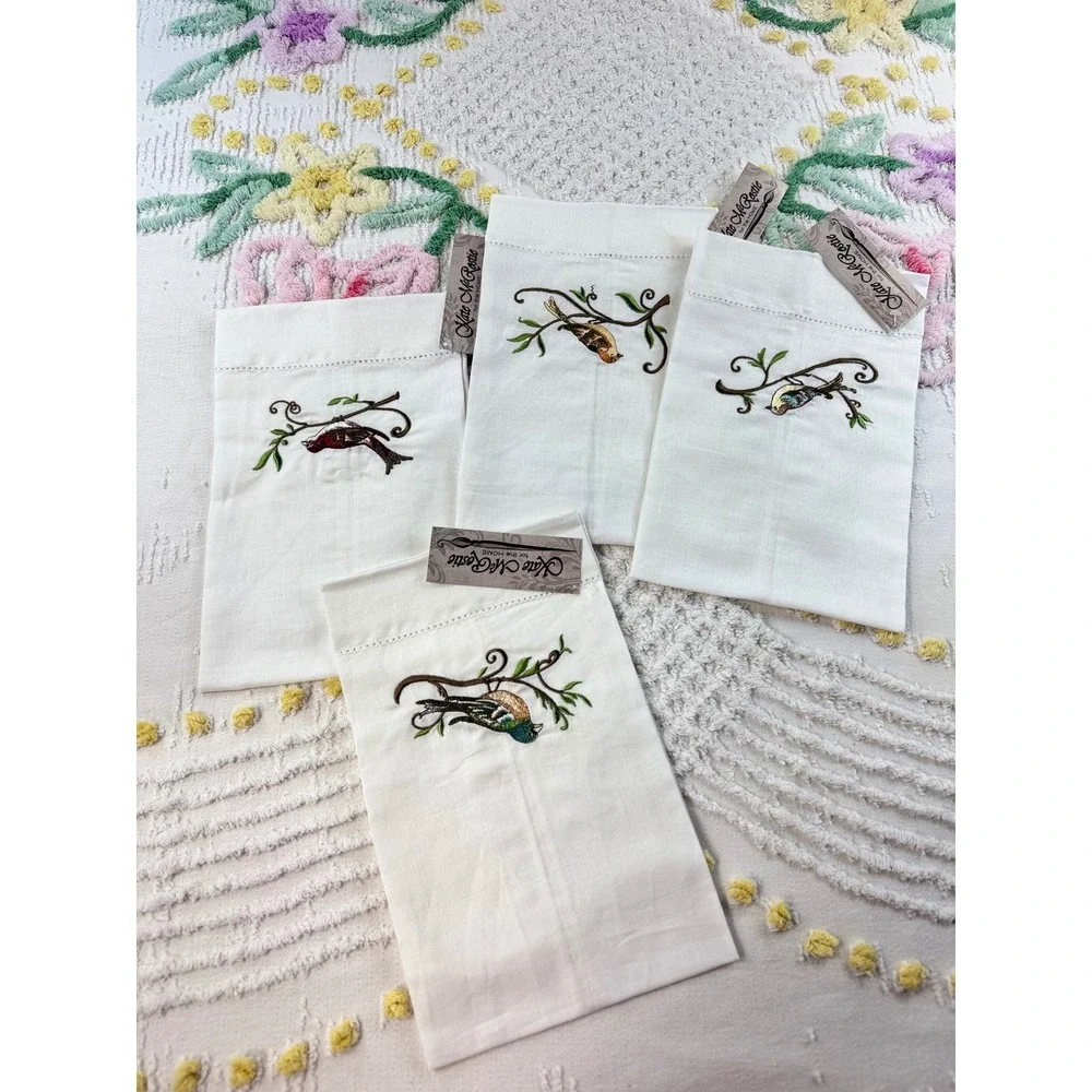 Kate McRostie Peking Handicraft Embroidered Bird Guest Towels Set of 4 White‎